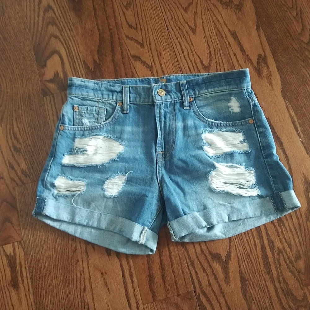7 For All Mankind Relaxed Mid Roll Shorts - Picture 6 of 9